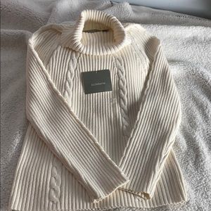 SzL Liz Claiborne cable knit turtleneck NWT